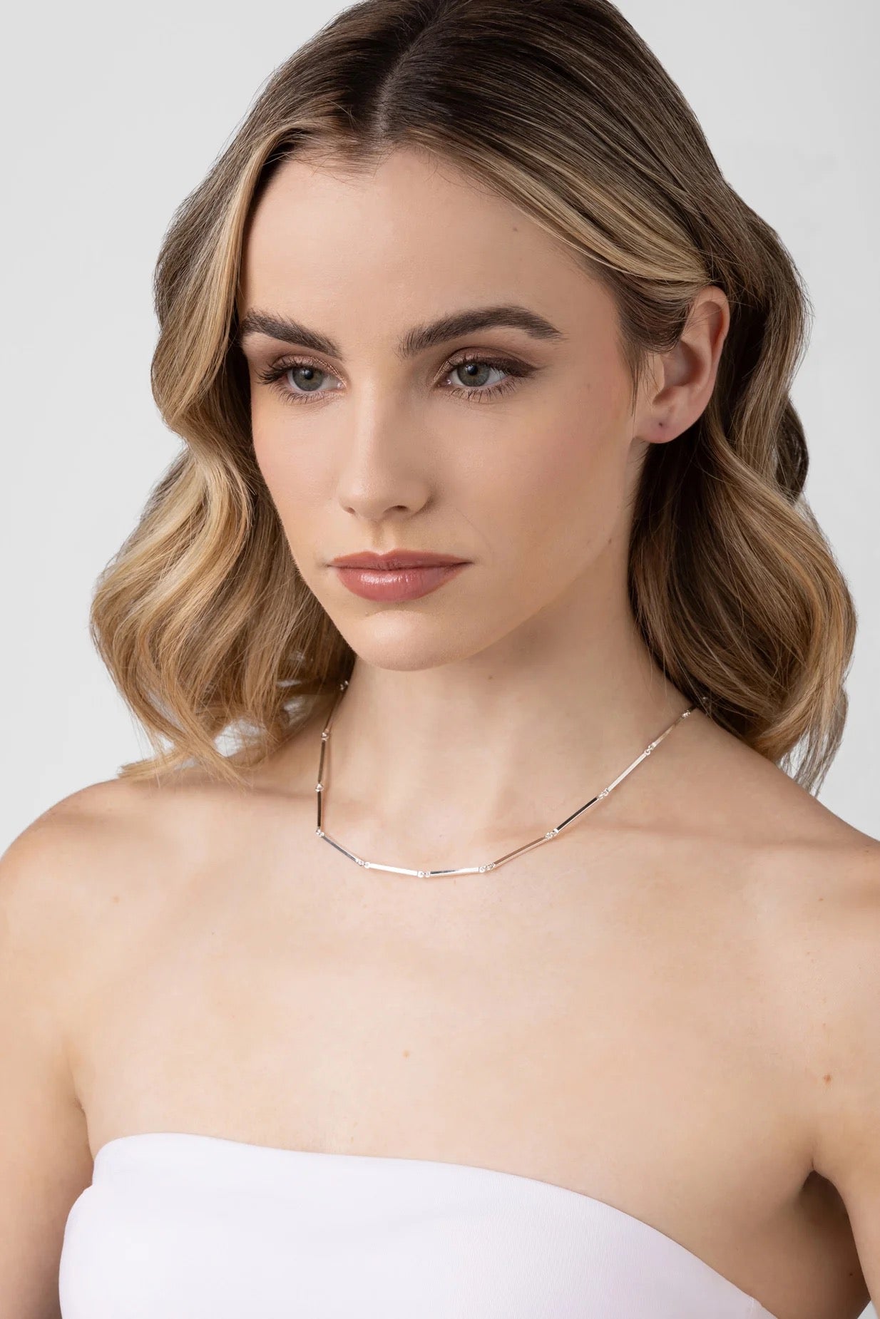 Holland Bar Necklace
