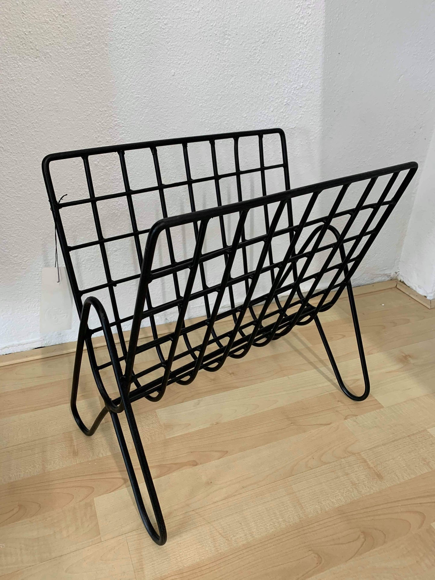 Black Grid Magazine Holder *