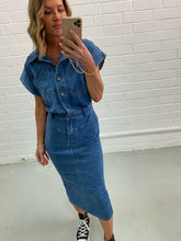 Load image into Gallery viewer, Gracie Denim Dress
