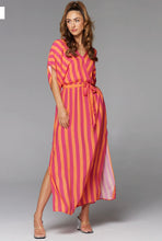 Load image into Gallery viewer, Wonderland Maxi Dress
