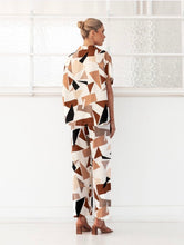 Load image into Gallery viewer, Geometric Print Pant
