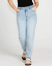 Load image into Gallery viewer, Rhea Straight Leg Jeans
