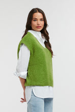 Load image into Gallery viewer, Mohair Links Vest
