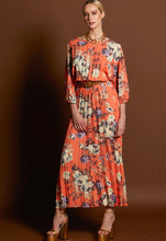Load image into Gallery viewer, Jolene Pleated Maxi Dress
