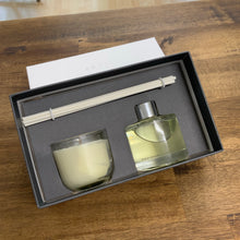 Load image into Gallery viewer, Zero Soy Candle &amp; Diffuser Set Jasmine &amp; Bamboo Grass *
