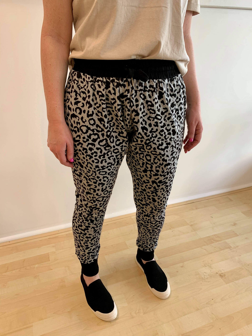 Cheetah Print - Grey Pant +