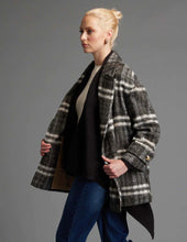 Load image into Gallery viewer, Songbird Plaid Pea Oversized Coat
