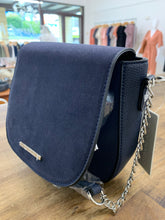 Load image into Gallery viewer, Kingsley Navy Leather Bag *
